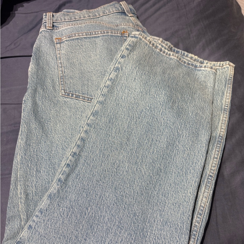 Abercrombie & Fitch The 90s Straight Ultra High Rise Curve Love Blue Jeans